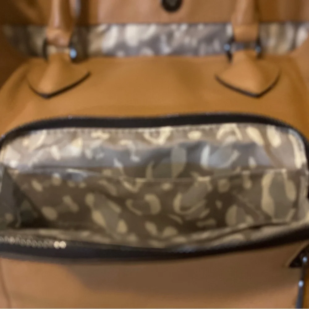 COPY - Aimee Kestenberg Leather Sunbury Tote Vachetta NWT - Picture 4 of 7